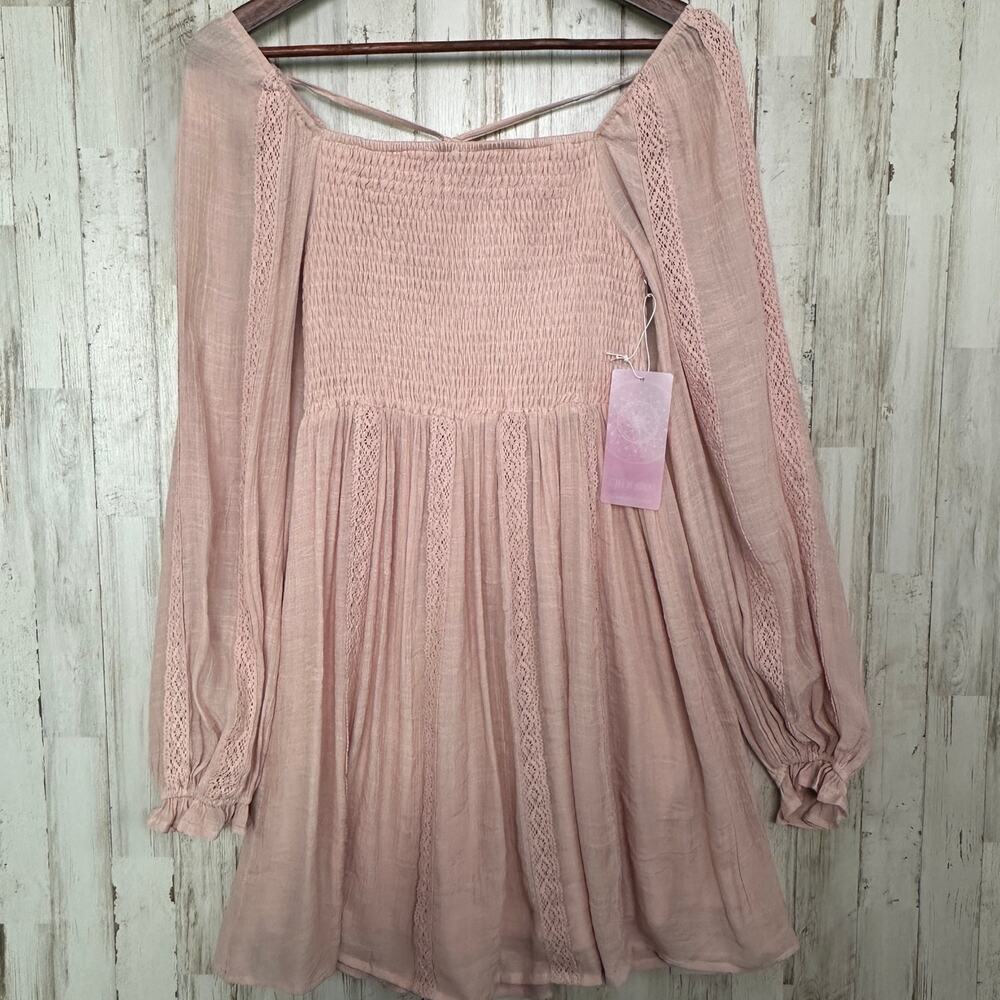 New HYFVE Smocked Lace Mini Dress Sz Small Soft Pink Blouson Sleeve Going Out